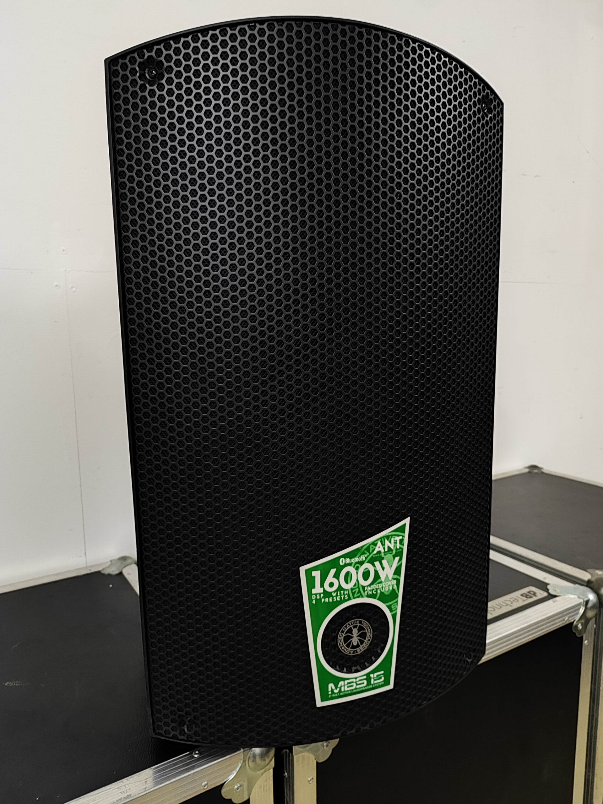 ANT MBS 15 – Aktiver 15″ Lautsprecher